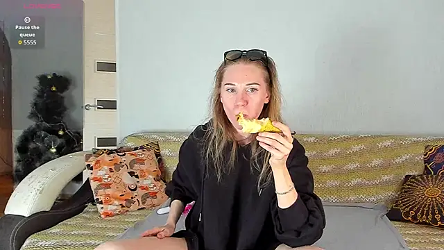 Amalia Mio online show from 04/05/26, 08:32