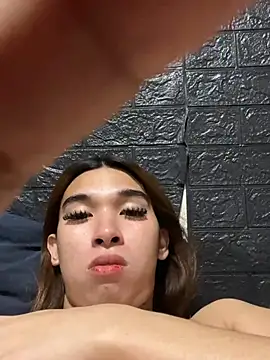 Yourdreamgoddess online show from 04/13/26, 05:50