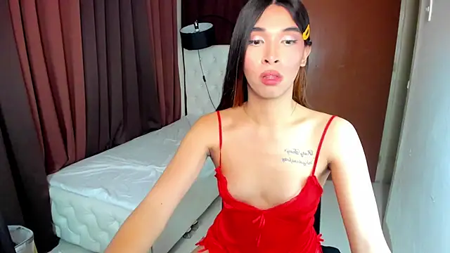 Yourdreamgoddess online show from 10/15/25, 06:27