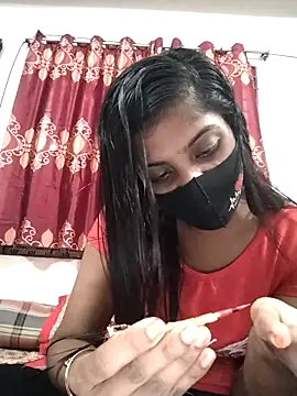 Queen-Any online show from 10/27/25, 04:08