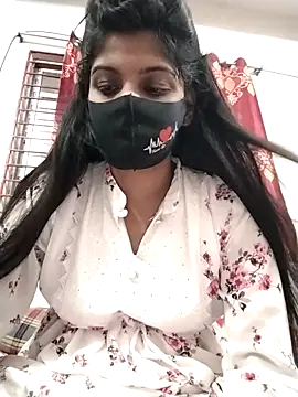 Queen-Any online show from 10/26/25, 02:50