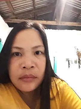 Snapshot of shyhotpinay_32 chatting on 10/14/25, 05:57 shyhotpinay 32 online show from 10/14/25, 05:57