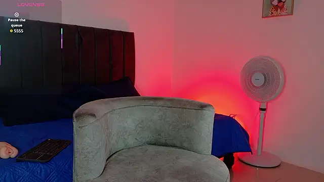 angel kyrozz online show from 02/25/26, 06:41