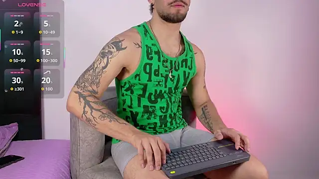 angel kyrozz online show from 05/24/26, 07:03
