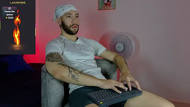 angel kyrozz online show from 03/15/26, 07:10