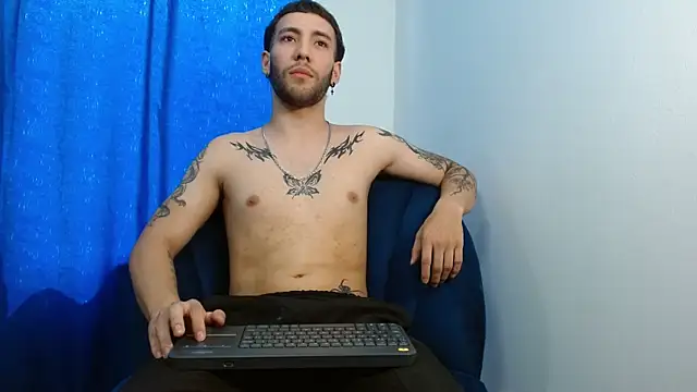 angel kyrozz online show from 10/04/25, 07:26