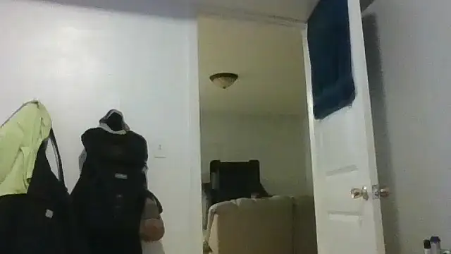 Snapshot of Bighen511@xh chatting on 10/29/25, 05:28 Bighen511xh online show from 10/29/25, 05:28