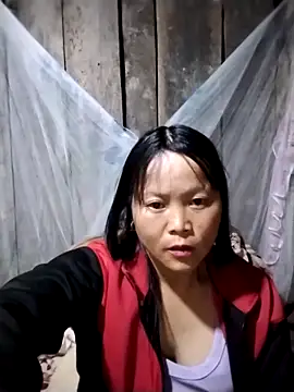 Snapshot of sumaybae chatting on 03/18/26, 05:32 sumaybae online show from 03/18/26, 05:32