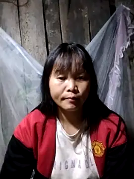 Snapshot of sumaybae chatting on 02/14/26, 01:33 sumaybae online show from 02/14/26, 01:33