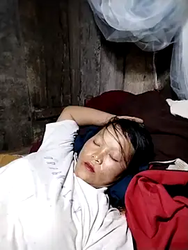 Snapshot of sumaybae chatting on 11/10/25, 05:18 sumaybae online show from 11/10/25, 05:18