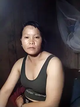 Snapshot of sumaybae chatting on 11/06/25, 05:06 sumaybae online show from 11/06/25, 05:06