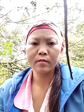 Snapshot of sumaybae chatting on 10/19/25, 03:53 sumaybae online show from 10/19/25, 03:53