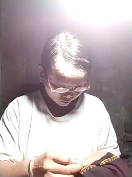 Snapshot of sumaybae chatting on 10/23/25, 01:10 sumaybae online show from 10/23/25, 01:10