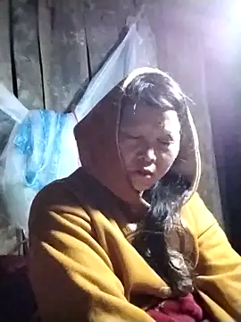 Snapshot of sumaybae chatting on 11/30/25, 04:52 sumaybae online show from 11/30/25, 04:52