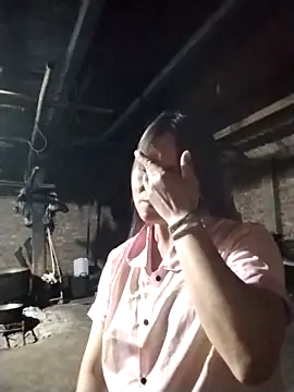 Snapshot of sumaybae chatting on 04/04/26, 12:34 sumaybae online show from 04/04/26, 12:34