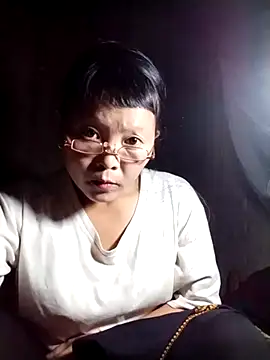 Snapshot of sumaybae chatting on 11/09/25, 02:04 sumaybae online show from 11/09/25, 02:04