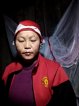 Snapshot of sumaybae chatting on 11/20/25, 08:31 sumaybae online show from 11/20/25, 08:31