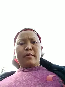 Snapshot of sumaybae chatting on 11/14/25, 08:07 sumaybae online show from 11/14/25, 08:07