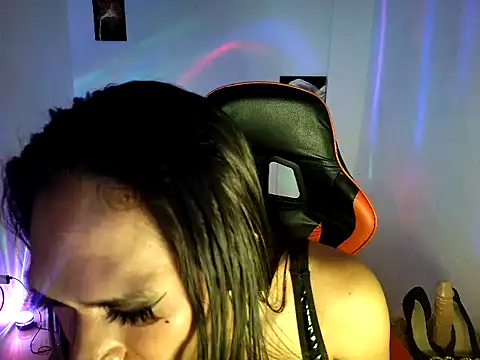 Savana Maison online show from 02/10/26, 03:33