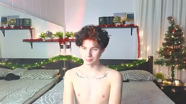 Cute Mike online show from 12/20/25, 07:17