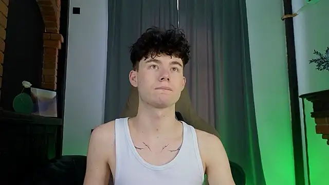 Cute Mike online show from 03/04/26, 04:42