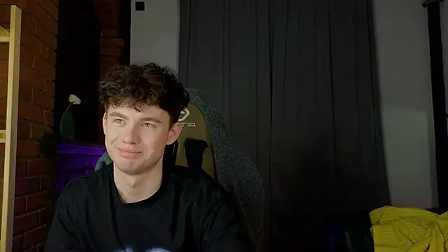 Cute Mike online show from 03/23/26, 06:41