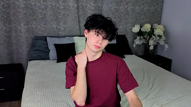 Cute Mike online show from 11/12/25, 03:38