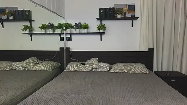 Cute Mike online show from 01/13/26, 06:01