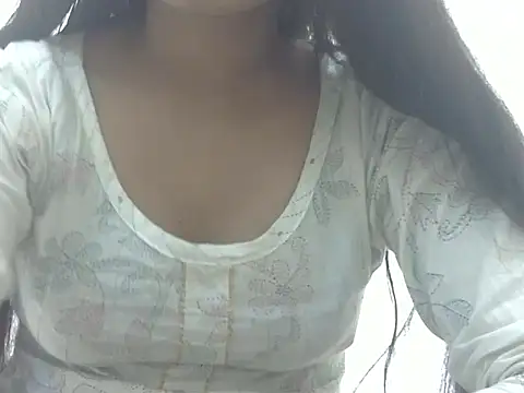 Snapshot of Joya_7 chatting on 10/14/25, 03:29 Joya 7 online show from 10/14/25, 03:29