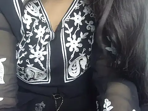 Joya 7 online show from 10/29/25, 03:05