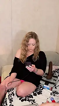 amandatheblondewife online show from 07/17/26, 09:17