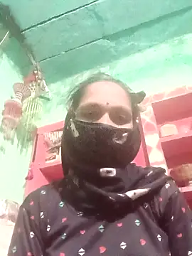 Snapshot of Mohni_ji chatting on 11/05/25, 07:39 Mohni ji online show from 11/05/25, 07:39