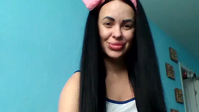 Snapshot of Stefaniyaxq chatting on 10/06/25, 08:04 Stefaniyaxq online show from 10/06/25, 08:04