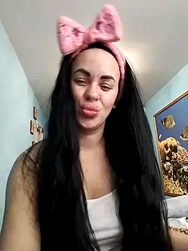 Stefaniyaxq online show from 11/26/25, 09:53