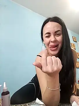 Stefaniyaxq online show from 10/24/25, 09:08