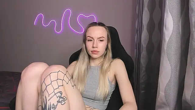 hello kittyyk online show from 05/09/26, 11:08
