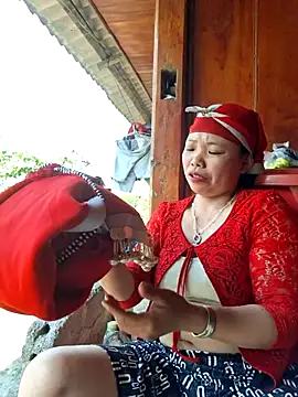 miomio-12 online show from 04/08/26, 07:21