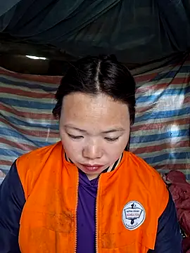 miomio-12 online show from 03/17/26, 01:30