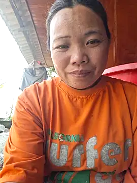 miomio-12 online show from 04/13/26, 03:54