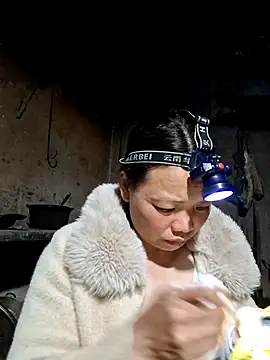 miomio-12 online show from 03/26/26, 01:53