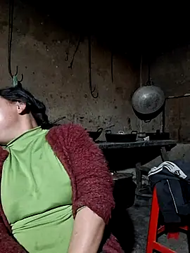 miomio-12 online show from 02/23/26, 01:33