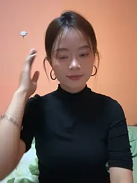 qingzi1218 online show from 10/09/25, 10:16