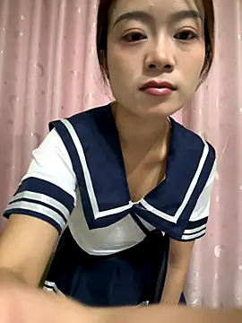 qingzi1218 online show from 11/17/25, 09:35