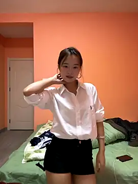 qingzi1218 online show from 10/12/25, 09:43