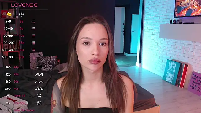 Jade Lumin online show from 11/06/25, 10:52