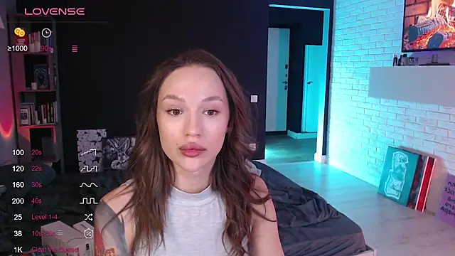 Jade Lumin online show from 11/24/25, 01:11