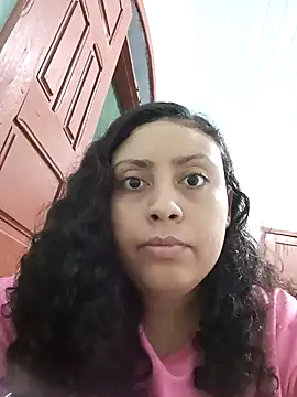 Snapshot of ZS_Oficial chatting on 10/05/25, 08:16 ZS Oficial online show from 10/05/25, 08:16