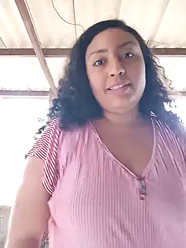 Snapshot of ZS_Oficial chatting on 10/06/25, 10:38 ZS Oficial online show from 10/06/25, 10:38