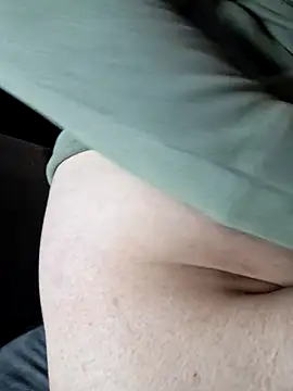 tntntm777 online show from 10/15/25, 10:18