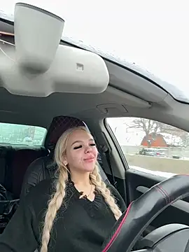 Snapshot of Daisy_Abby03 chatting on 02/02/26, 07:07 Daisy Abby03 online show from 02/02/26, 07:07